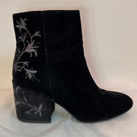 Kenneth Cole Renna Velvet Booties - Picture 2 of 5